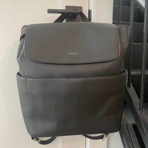 Mina Baie Diaper bag (Kinney Backpack vegan leather)